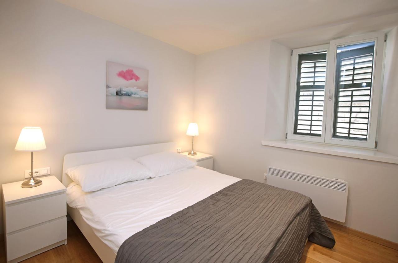 Apartment Volat Sibenik Bagian luar foto